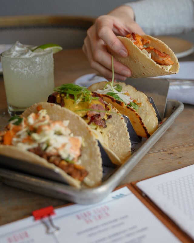 Happy Hour lineup:

CRISPY CAULIFLOWER NUGGET TACO
Pimento Cheese Fondue

HOUSE MADE PASTRAMI TACO
White Kimchi / Mustard

BEEF CHEEK BARBACOA TACO
Pickled Escabeche / Cilantro / White Cheddar

KOREAN CHICKEN THIGH TACO (in hand)
Spicy Crema / Bean Sprout / Black-Eyed Pea Slaw

Get your hands on these goodies for $6ea, daily from 3-5pm 
.
.
.
.
.
.
.
.
.
.
.
 #starkrestaurants #comfortfood #sonomacounty #WineCountry #SantaRosa #eatersf #happyhour
