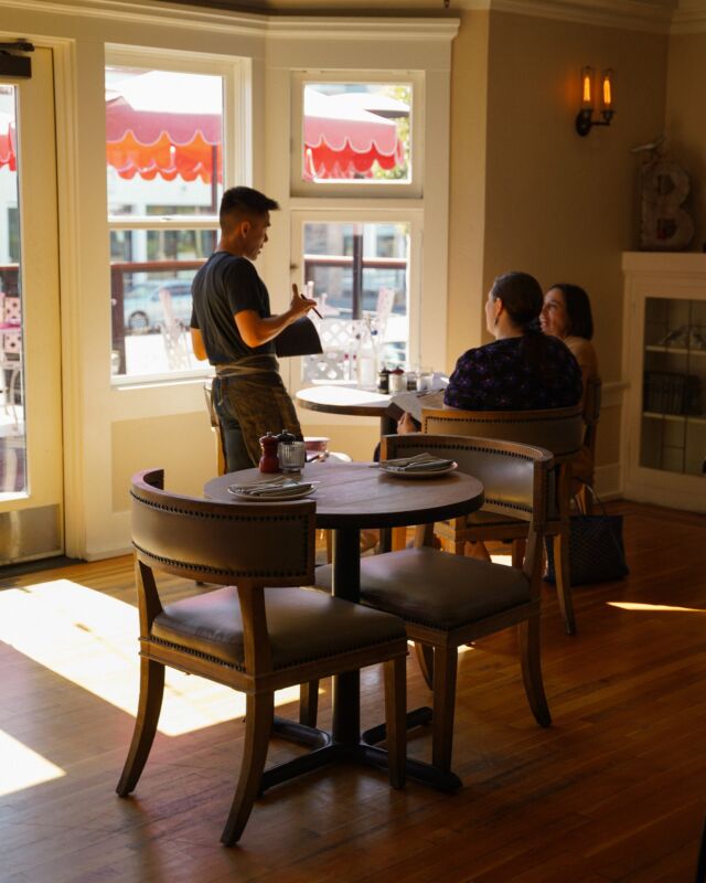 Counting down the days until spring and the return of this warm sunlight in the lounge! 
.
.
.
.
.
.
.
.
.
.
.
 #sonomacounty #happyhour #bayarea #WineCountry #starkrestaurants #SantaRosa #cocktailbar