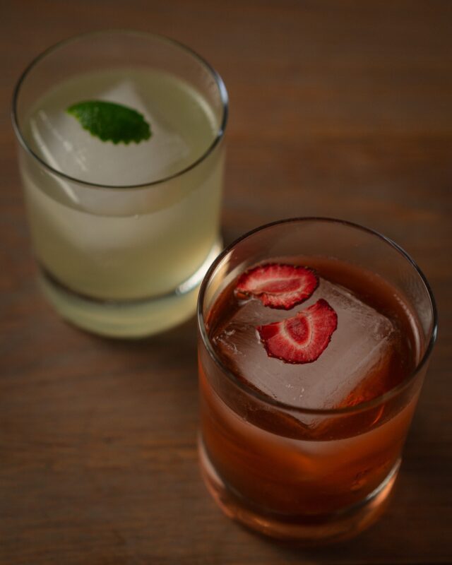 Two new bombshells have entered the villa: 

UH HUH HONEY 🍓
strawberry infused rum / lemon / chamberyzette / honey lavender

NIÑA PIÑA 🍍 (N/A)
Pineapple / Vanilla Almond Tea / Coconut Milk / Lime / Agave