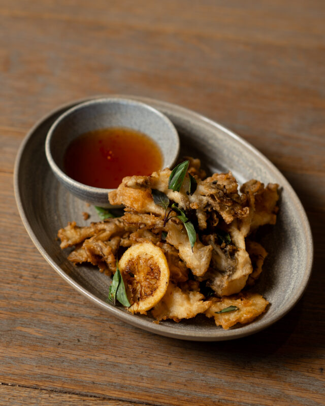 CRISPY MAITAKE MUSHROOMS
Lemon / Thai Basil / Woo Hoo Yuzu